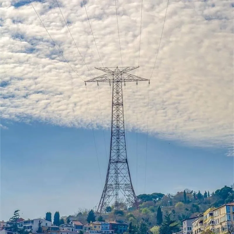 Tour de tuyaux en acier haute tension